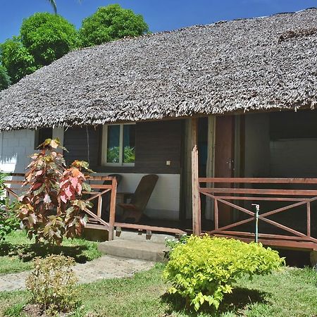 Ylang Hotel Ambondrona  Екстериор снимка