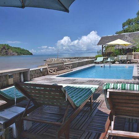 Ylang Hotel Ambondrona  Екстериор снимка