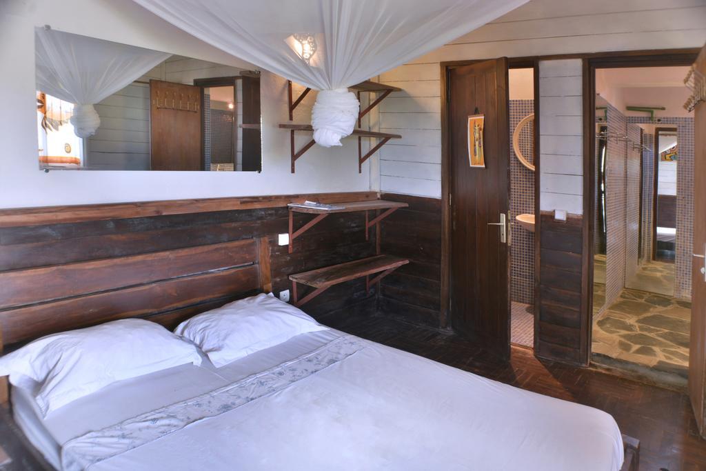 Ylang Hotel Ambondrona  Екстериор снимка