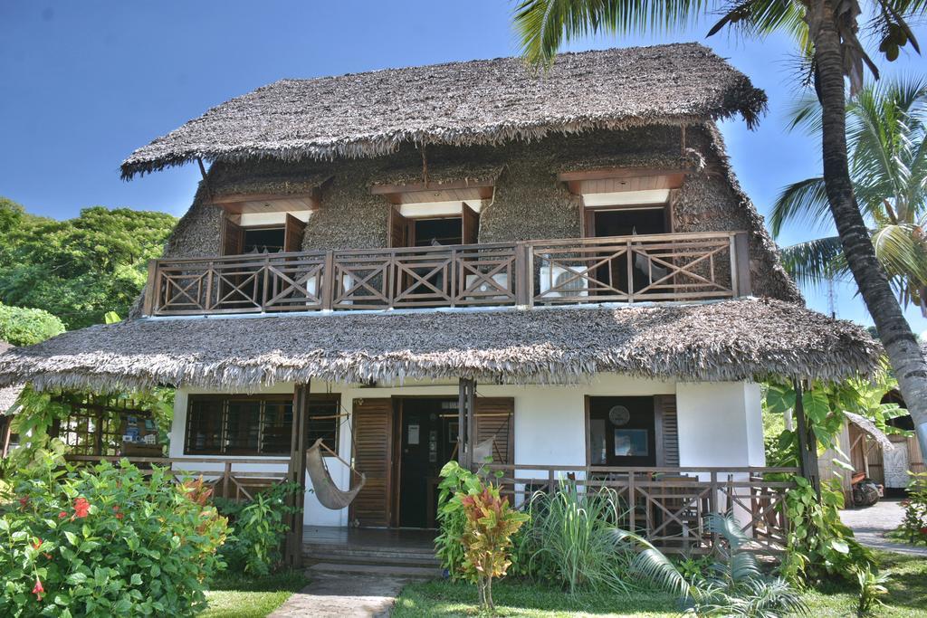Ylang Hotel Ambondrona  Екстериор снимка
